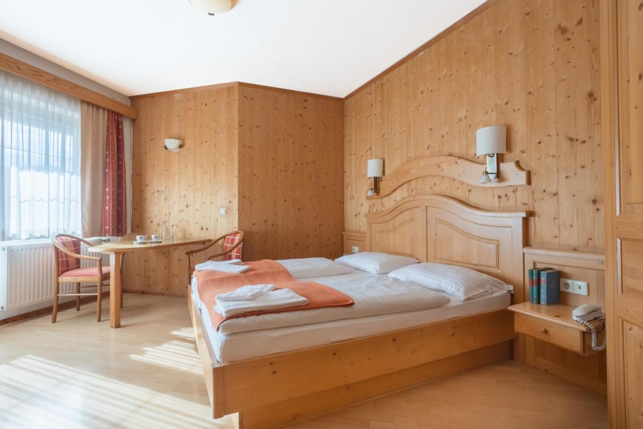 Karnischer Hof Sankt Stefan an der Gail Buitenkant foto