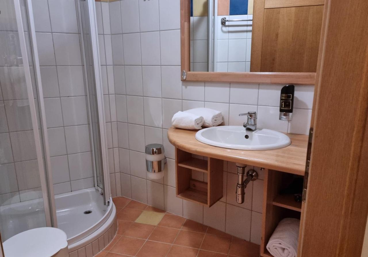 Karnischer Hof Sankt Stefan an der Gail Buitenkant foto